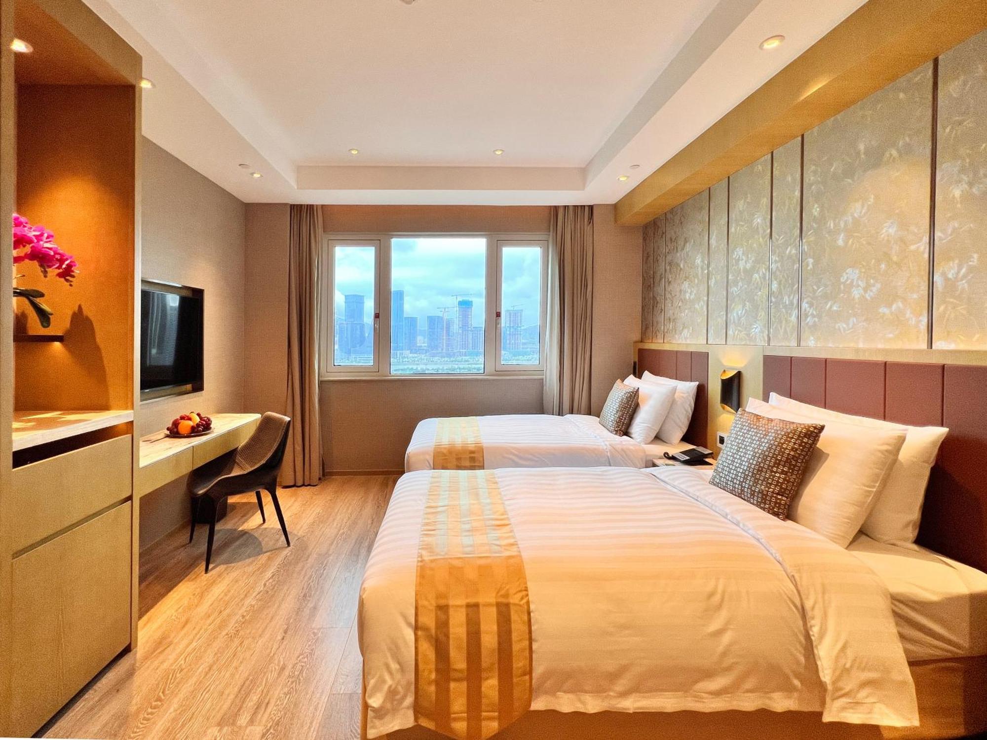Grand Dragon Hotel Macau Exterior photo