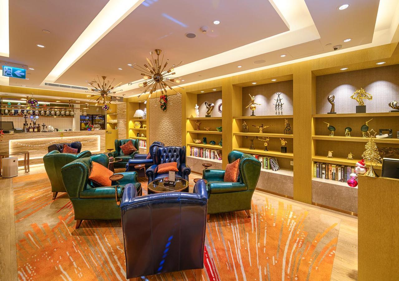 Grand Dragon Hotel Macau Exterior photo